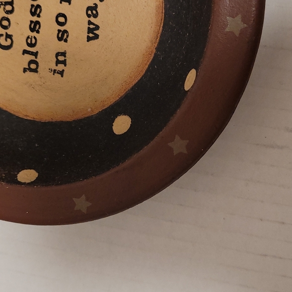 Adorable Primitive Wood Bowl - Picture 6 of 16